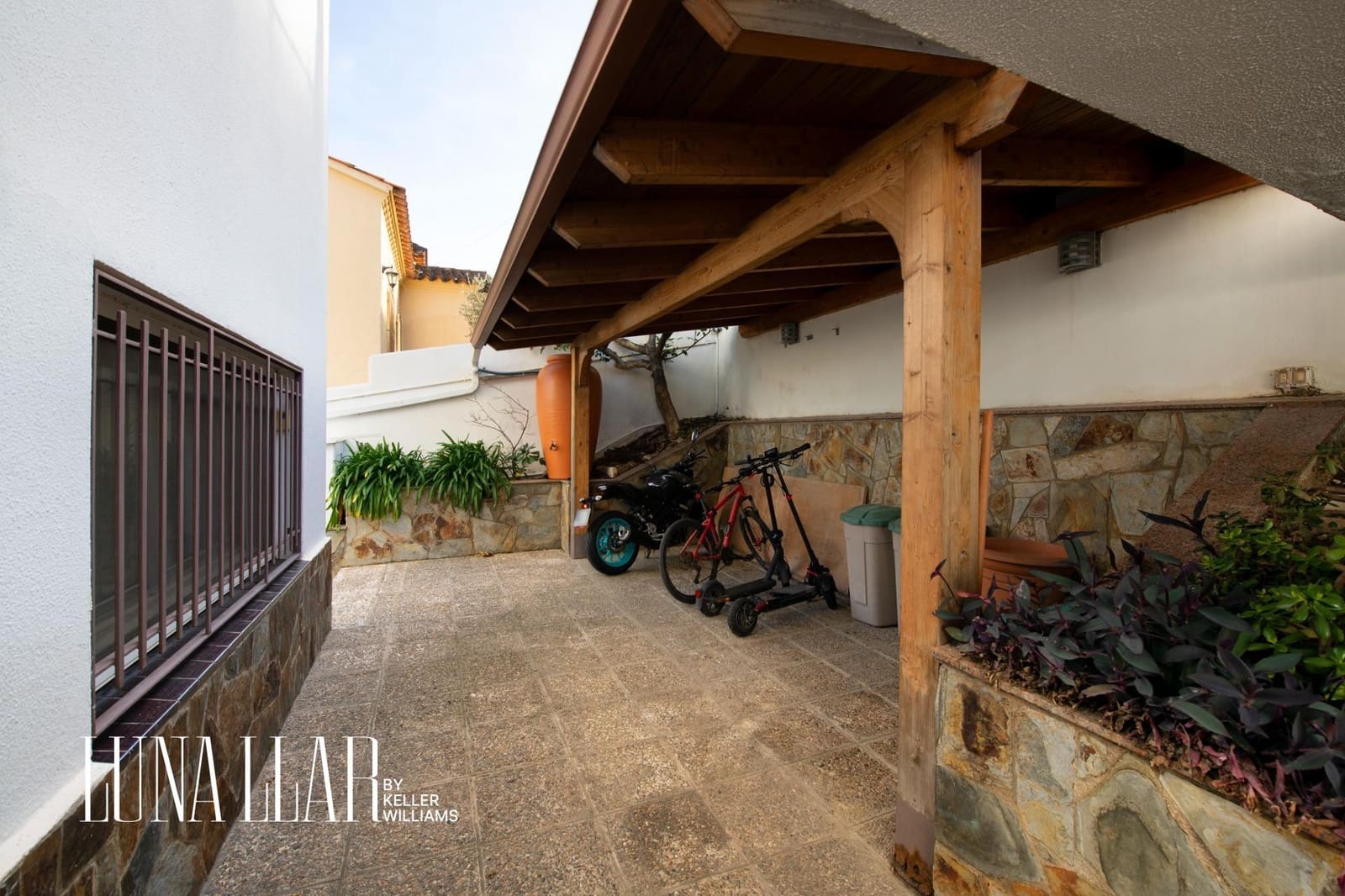 5 soverom Villa til salgs i Castelldefels med svømmebasseng - € 1 125 000 (Ref: 9516230)