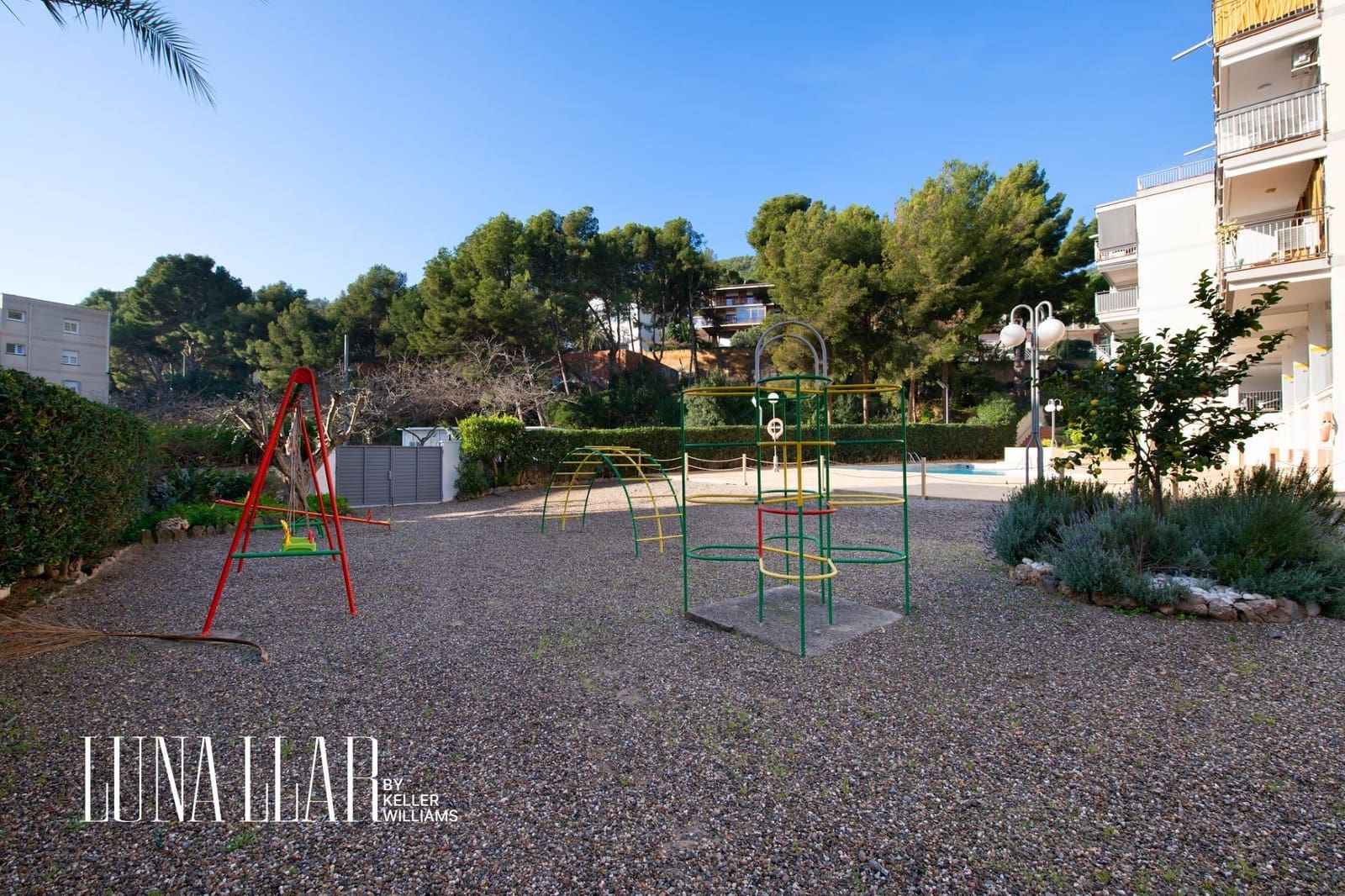 2 bedroom Flat for sale in Castelldefels - € 359,000 (Ref: 9527774)