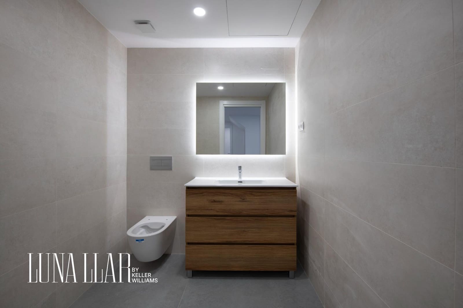 5 bedroom Villa for sale in Castelldefels - € 1,475,000 (Ref: 9533822)