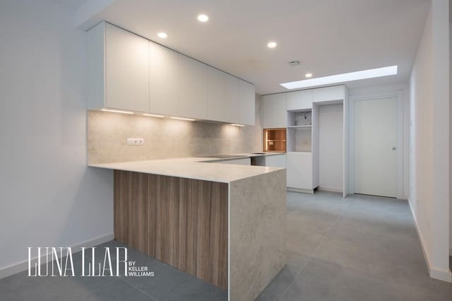 5 makuuhuone Huvila myytävänä paikassa Castelldefels - 1 350 000 € (Ref: 9533823)