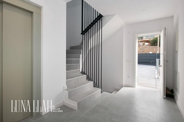 5 makuuhuone Huvila myytävänä paikassa Castelldefels - 1 350 000 € (Ref: 9533823)