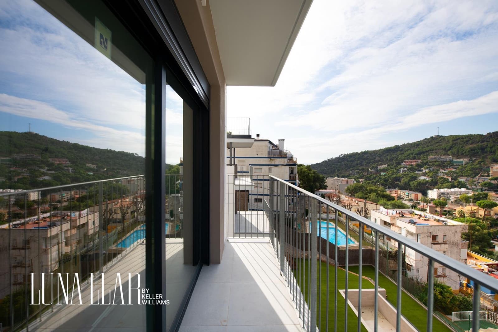 5 makuuhuone Huvila myytävänä paikassa Castelldefels - 1 350 000 € (Ref: 9533823)