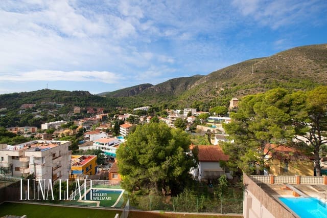 5 makuuhuone Huvila myytävänä paikassa Castelldefels - 1 350 000 € (Ref: 9533823)