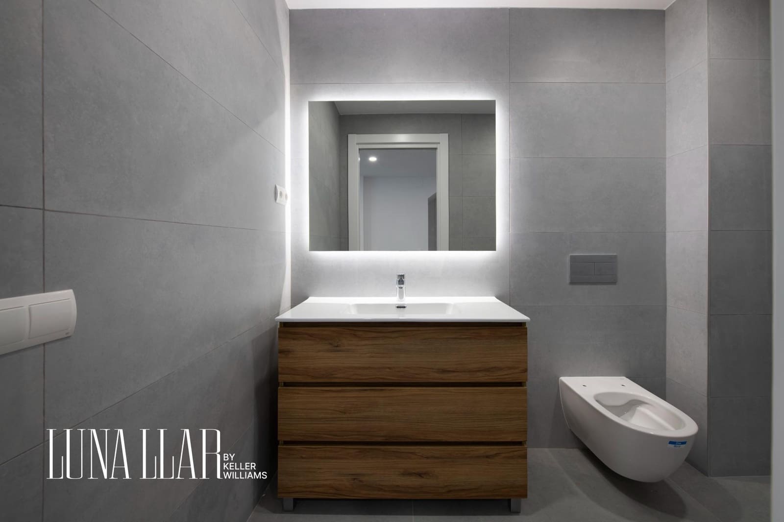 4 bedroom Villa for sale in Castelldefels - € 1,350,000 (Ref: 9533823)