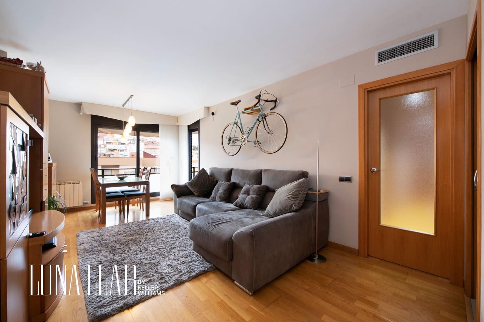 3 slaapkamer Flat te koop in Viladecans - € 410.000 (Ref: 9551628)