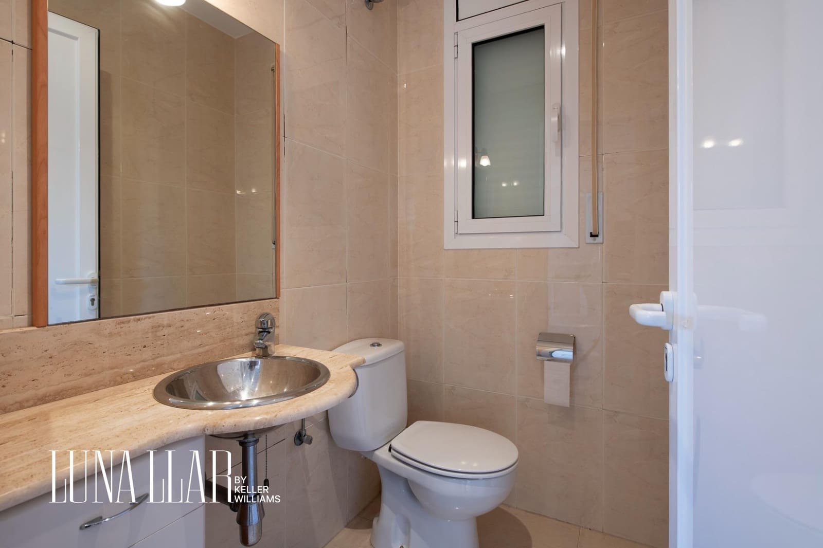 8 sypialnia Willa na sprzedaż w Castelldefels z basenem - 1 550 000 € (Ref: 9551629)