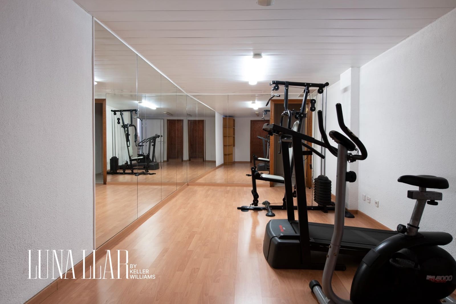 8 sypialnia Willa na sprzedaż w Castelldefels z basenem - 1 550 000 € (Ref: 9551629)