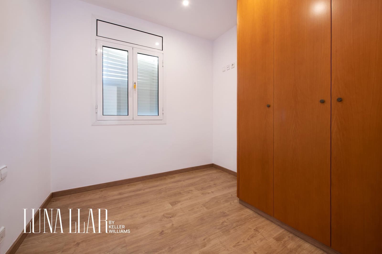 8 sypialnia Willa na sprzedaż w Castelldefels z basenem - 1 550 000 € (Ref: 9551629)