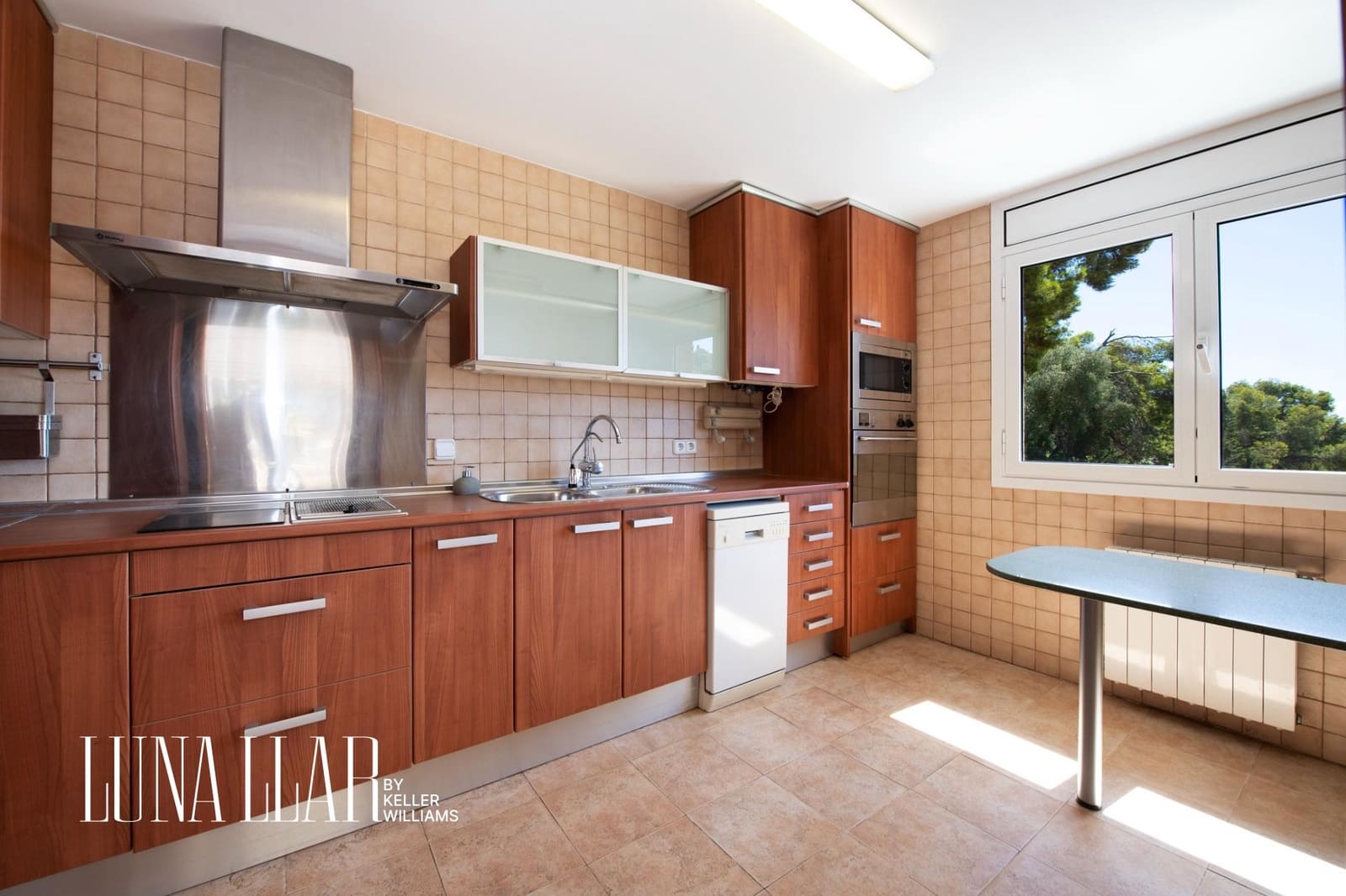 8 sypialnia Willa na sprzedaż w Castelldefels z basenem - 1 550 000 € (Ref: 9551629)