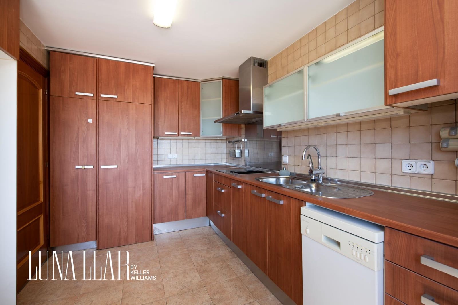 8 sypialnia Willa na sprzedaż w Castelldefels z basenem - 1 550 000 € (Ref: 9551629)