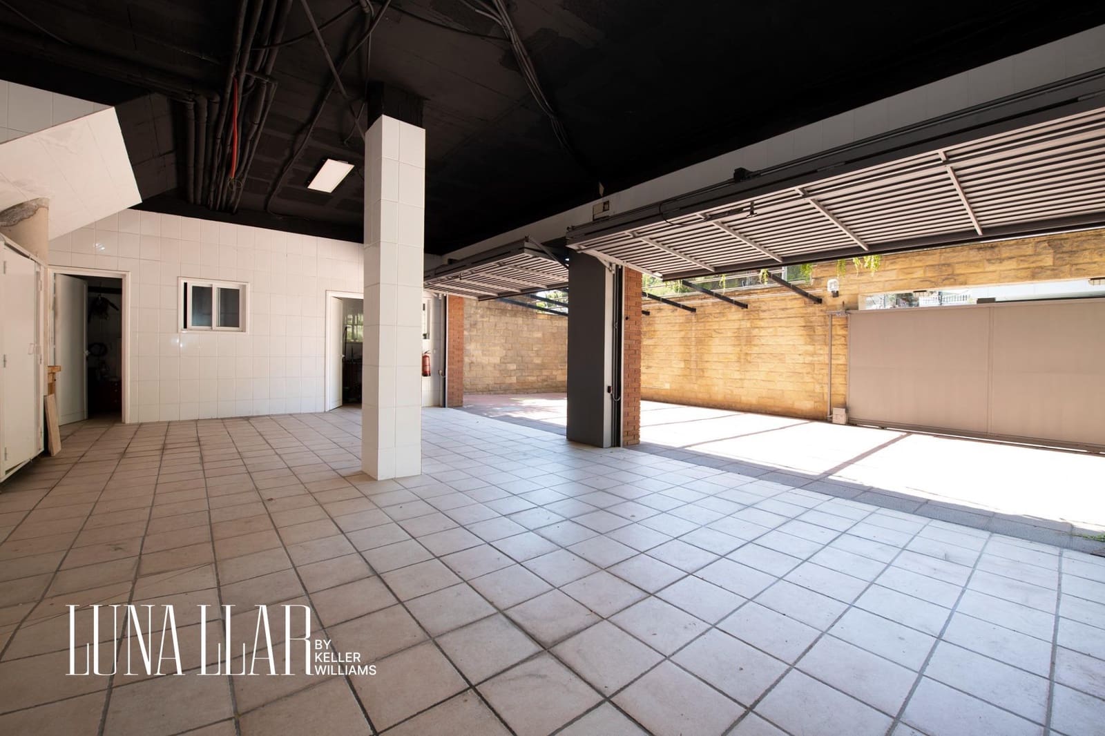 8 sypialnia Willa na sprzedaż w Castelldefels z basenem - 1 550 000 € (Ref: 9551629)