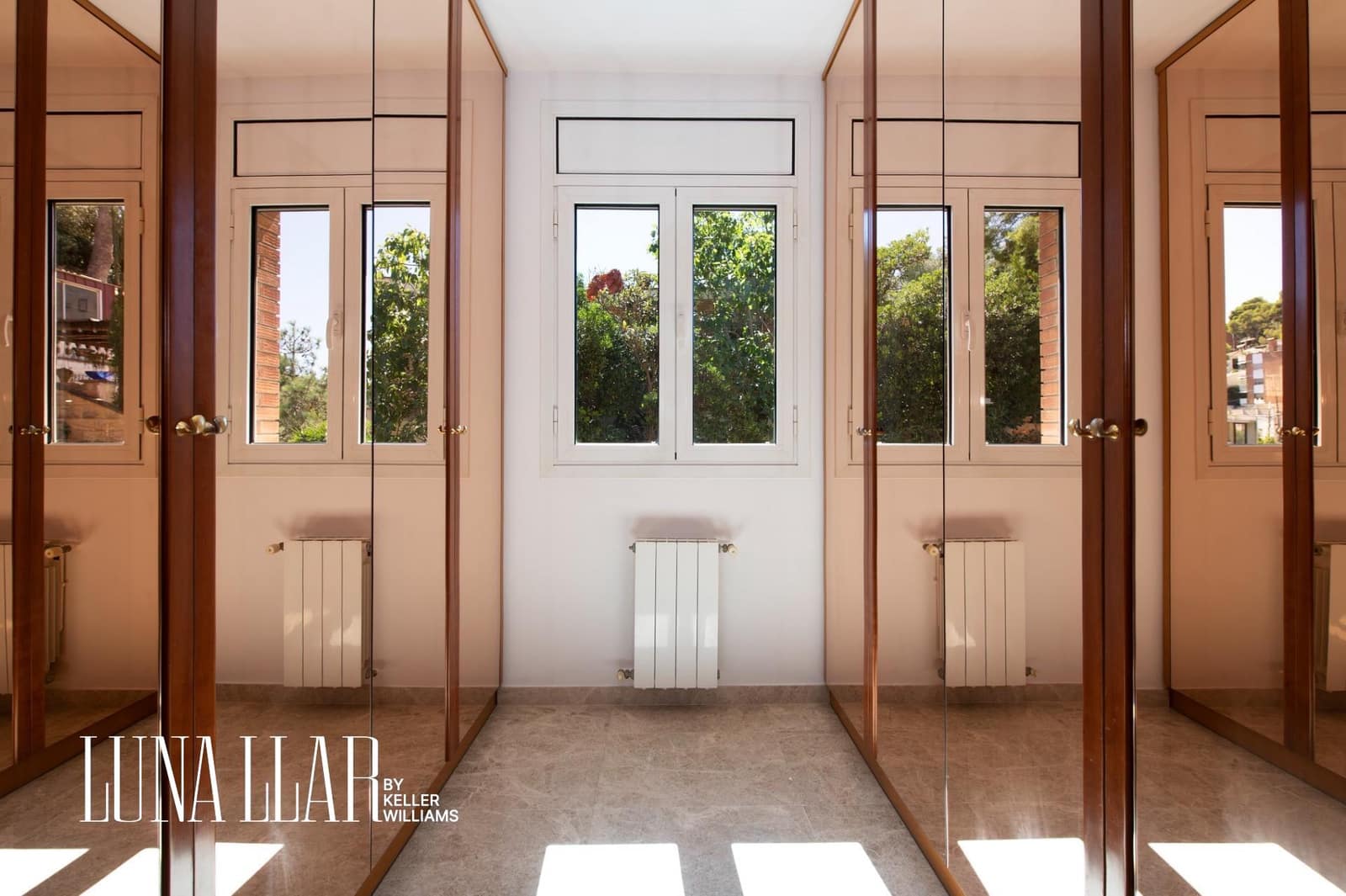 8 bedroom Villa for sale in Castelldefels with pool - € 1,595,000 (Ref: 9551629)