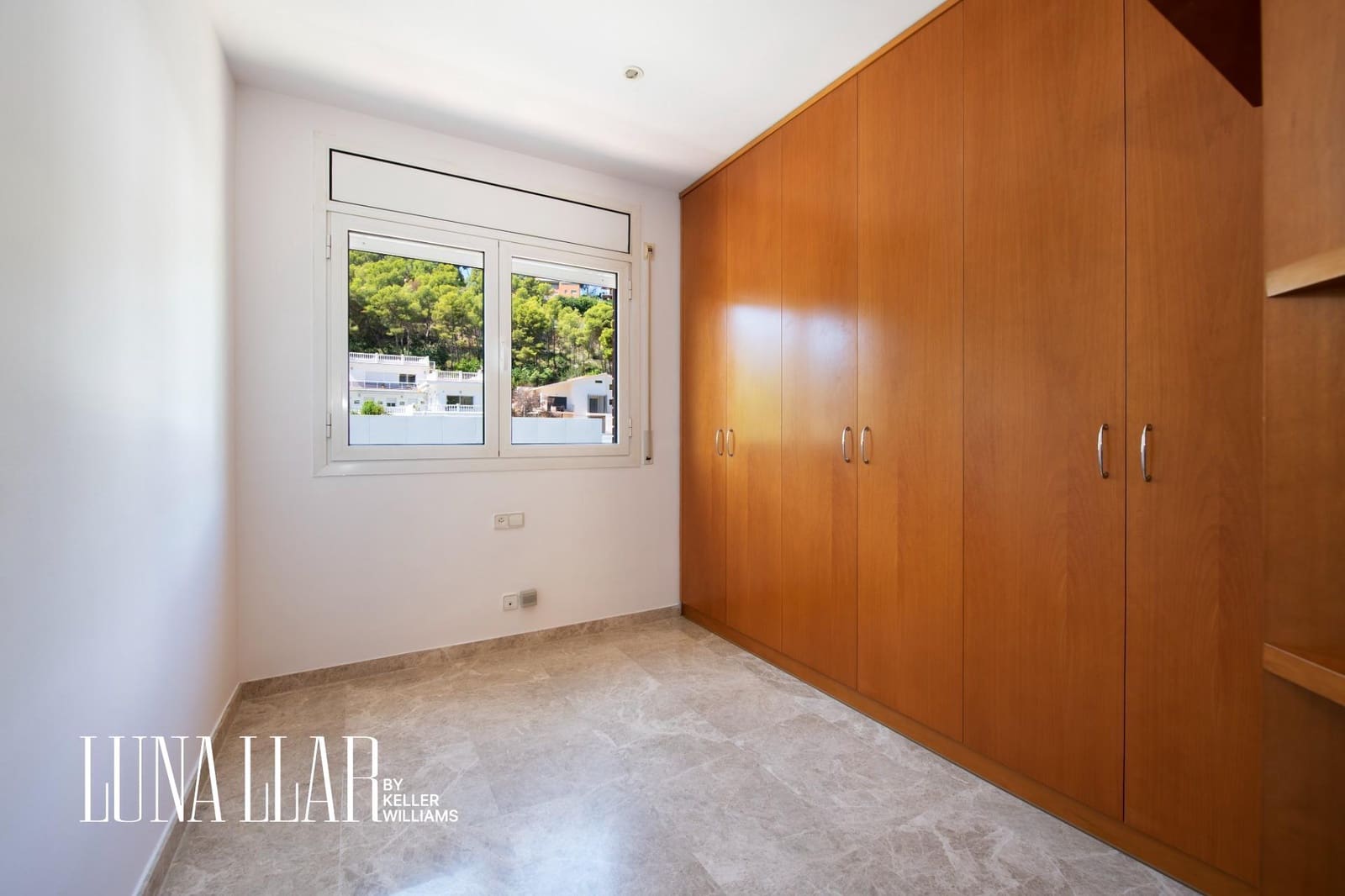 8 chambre Villa/Maison à vendre à Castelldefels avec piscine - 1 595 000 € (Ref: 9551629)