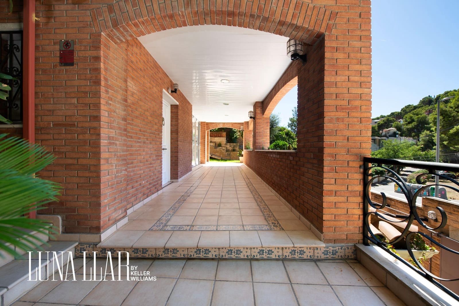 8 chambre Villa/Maison à vendre à Castelldefels avec piscine - 1 595 000 € (Ref: 9551629)