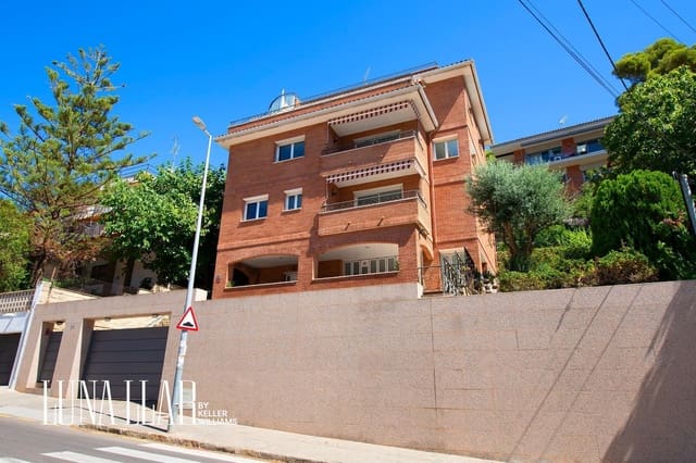 8 soverom Villa til salgs i Castelldefels med svømmebasseng - € 1 595 000 (Ref: 9551629)
