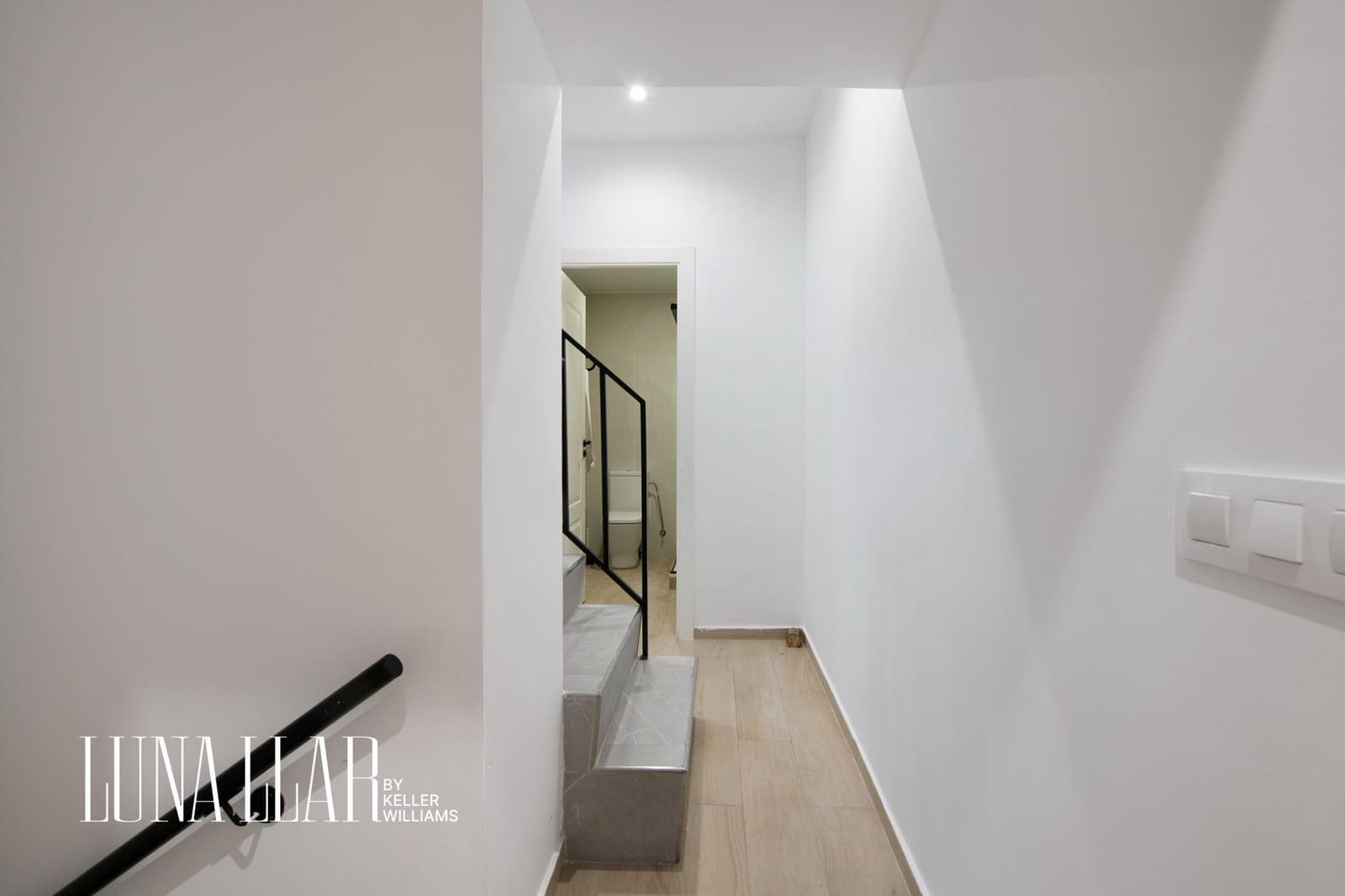 5 soverom Hus til salgs i Sant Boi de Llobregat - € 456 000 (Ref: 9555947)