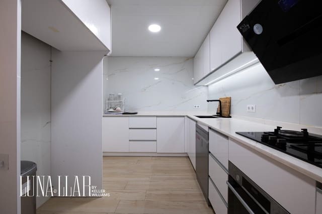 5 soverom Hus til salgs i Sant Boi de Llobregat - € 456 000 (Ref: 9555947)