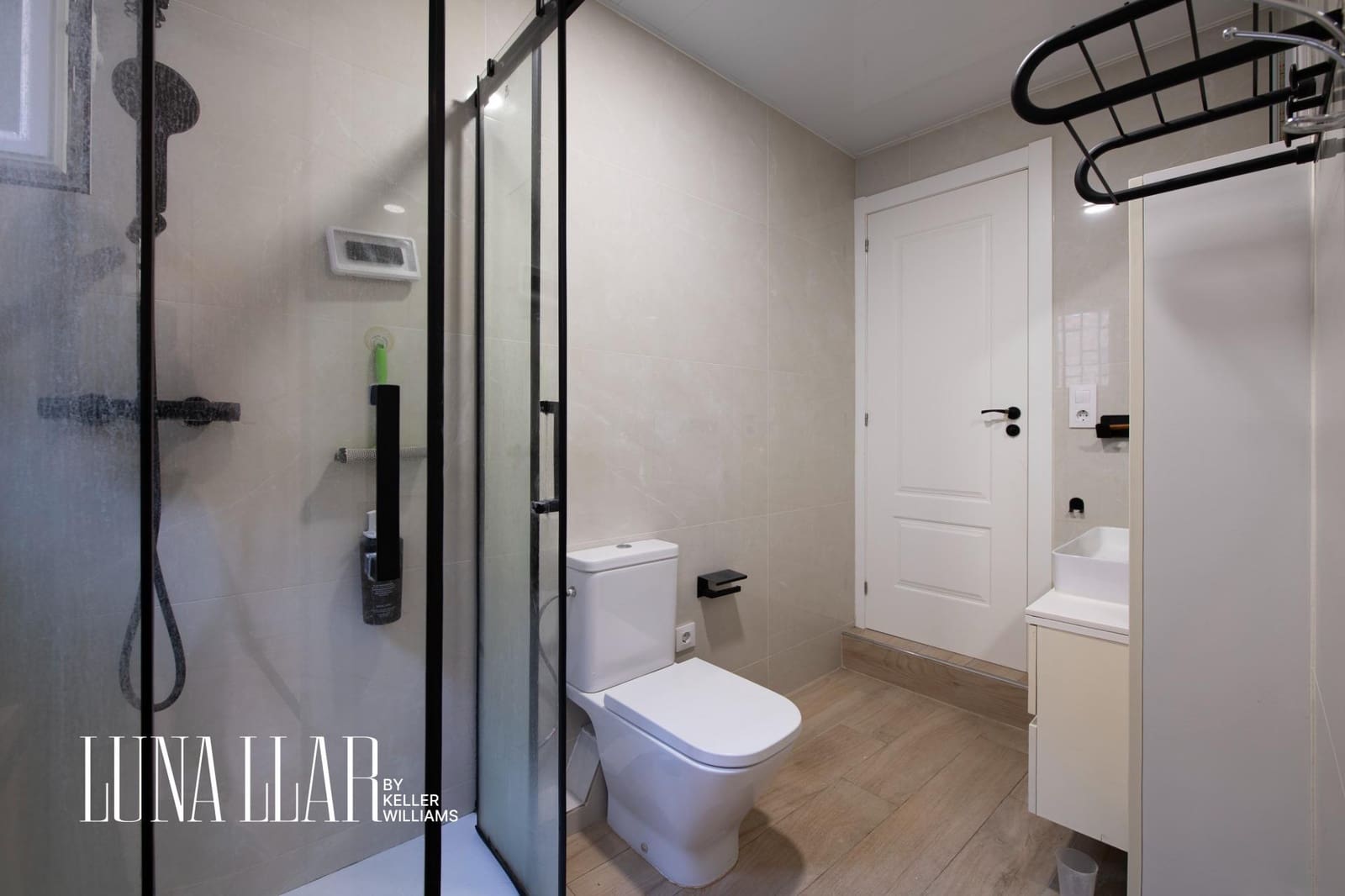 5 soverom Hus til salgs i Sant Boi de Llobregat - € 456 000 (Ref: 9555947)