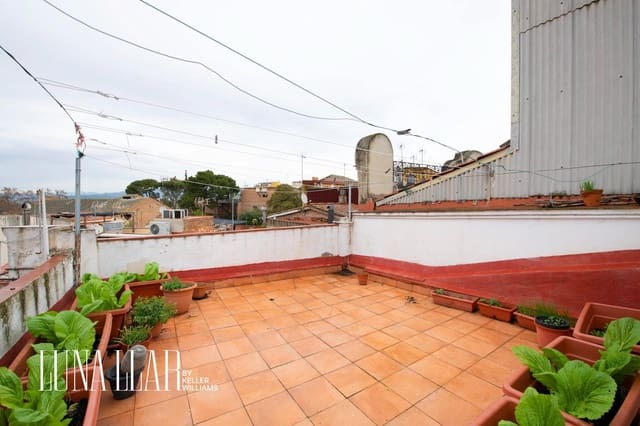 5 slaapkamer Huis te koop in Sant Boi de Llobregat - € 390.000 (Ref: 9555947)