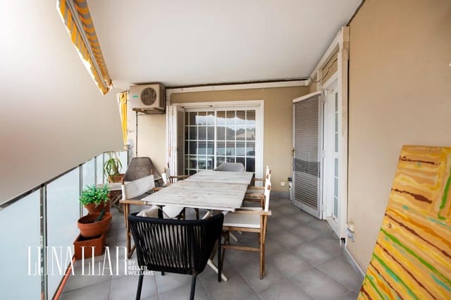 3 makuuhuone Kattohuoneisto myytävänä paikassa Castelldefels mukana uima-altaan - 449 000 € (Ref: 9565320)