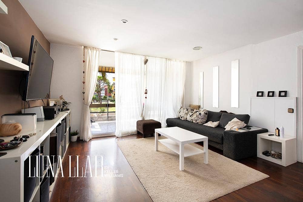 3 slaapkamer Flat te koop in Gava met zwembad - € 684.900 (Ref: 9571261)