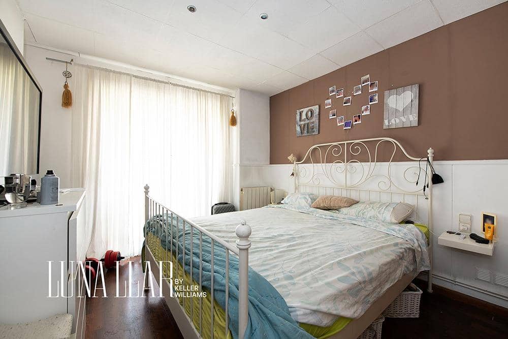 3 slaapkamer Flat te koop in Gava met zwembad - € 684.900 (Ref: 9571261)