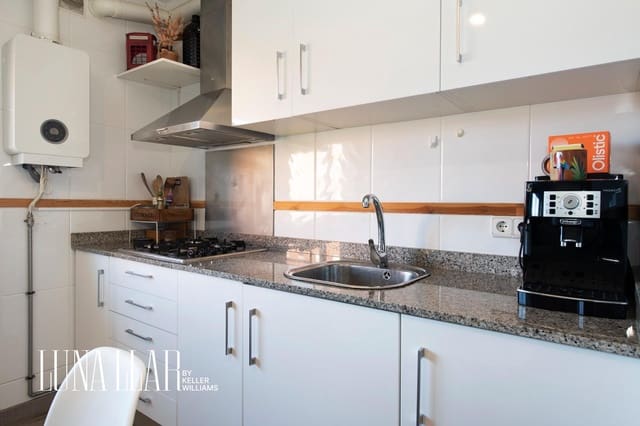 2 makuuhuone Kattohuoneisto myytävänä paikassa Castelldefels - 235 000 € (Ref: 9571262)