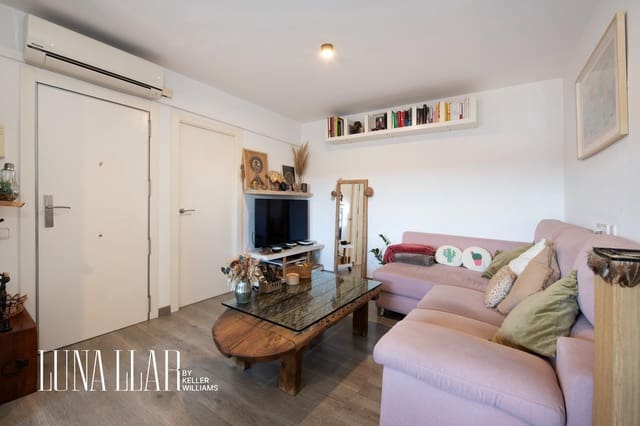 2 makuuhuone Kattohuoneisto myytävänä paikassa Castelldefels - 235 000 € (Ref: 9571262)