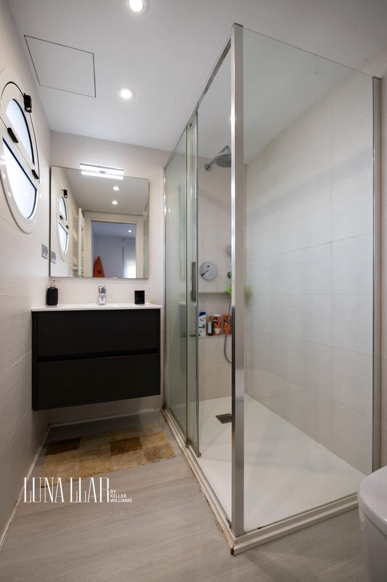 4 makuuhuone Asunto myytävänä paikassa Castelldefels mukana uima-altaan 
autotalli - 675 000 € (Ref: 9591381)