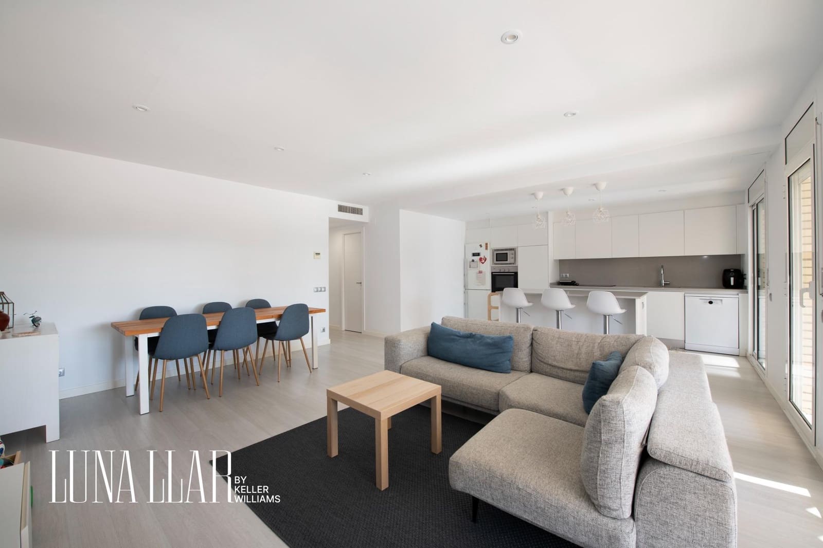 4 makuuhuone Asunto myytävänä paikassa Castelldefels mukana uima-altaan 
autotalli - 675 000 € (Ref: 9591381)