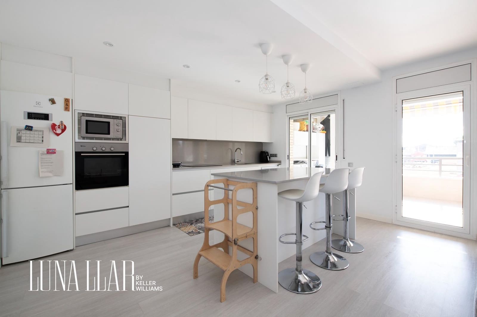 4 makuuhuone Asunto myytävänä paikassa Castelldefels mukana uima-altaan 
autotalli - 675 000 € (Ref: 9591381)