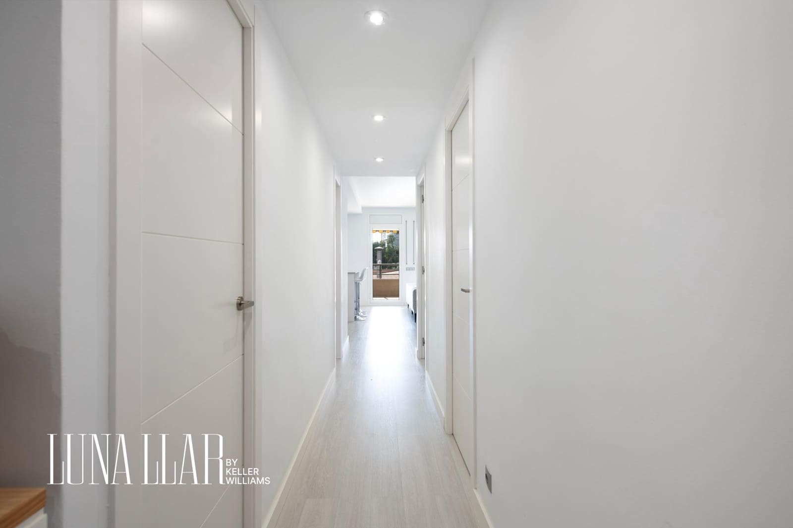 4 makuuhuone Asunto myytävänä paikassa Castelldefels mukana uima-altaan 
autotalli - 675 000 € (Ref: 9591381)