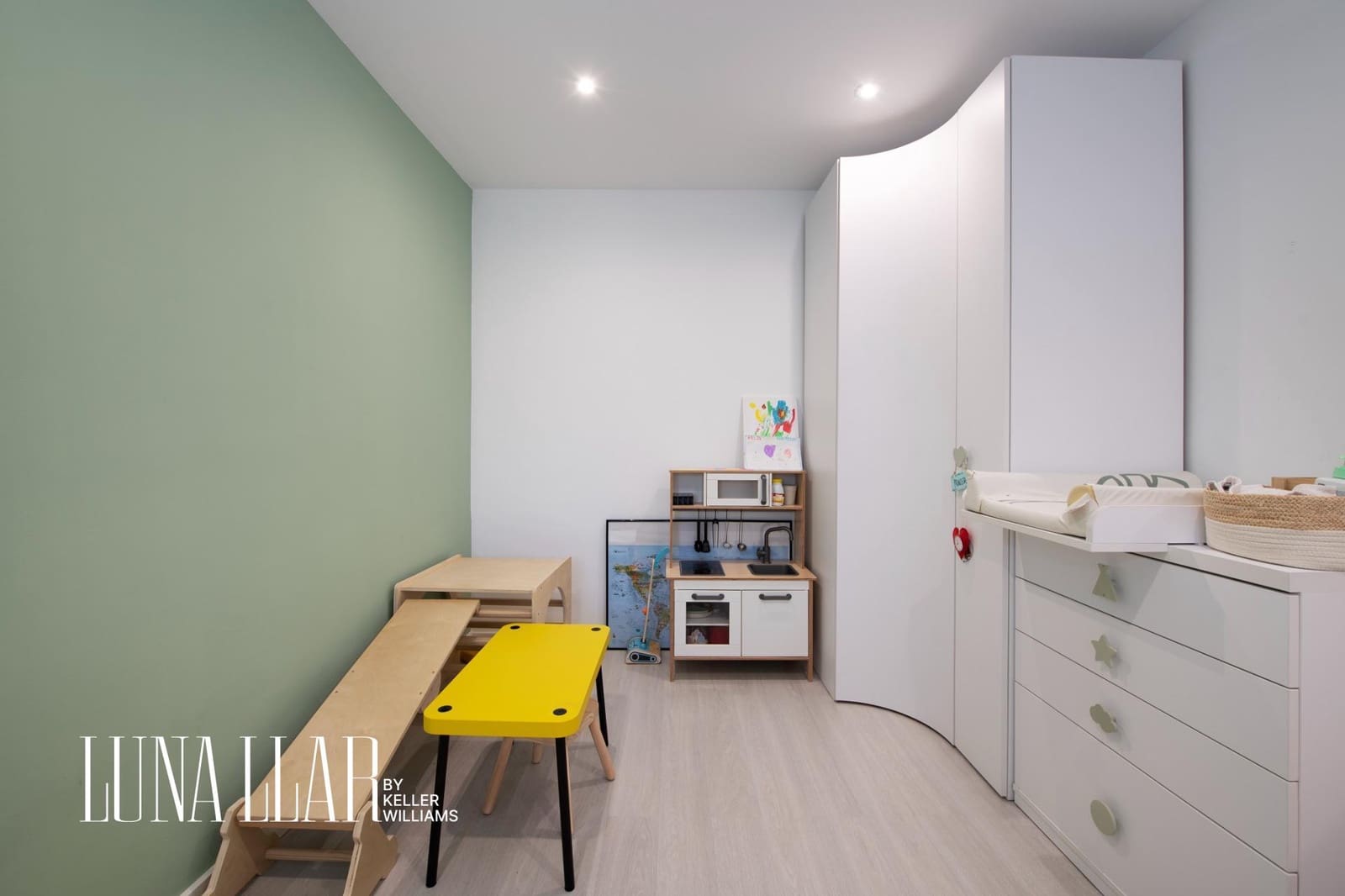 4 makuuhuone Asunto myytävänä paikassa Castelldefels mukana uima-altaan 
autotalli - 675 000 € (Ref: 9591381)