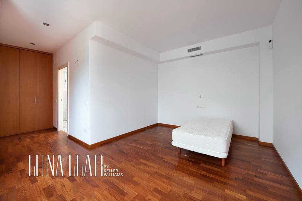 6 bedroom Villa for sale in Castelldefels - € 1,795,000 (Ref: 9591382)