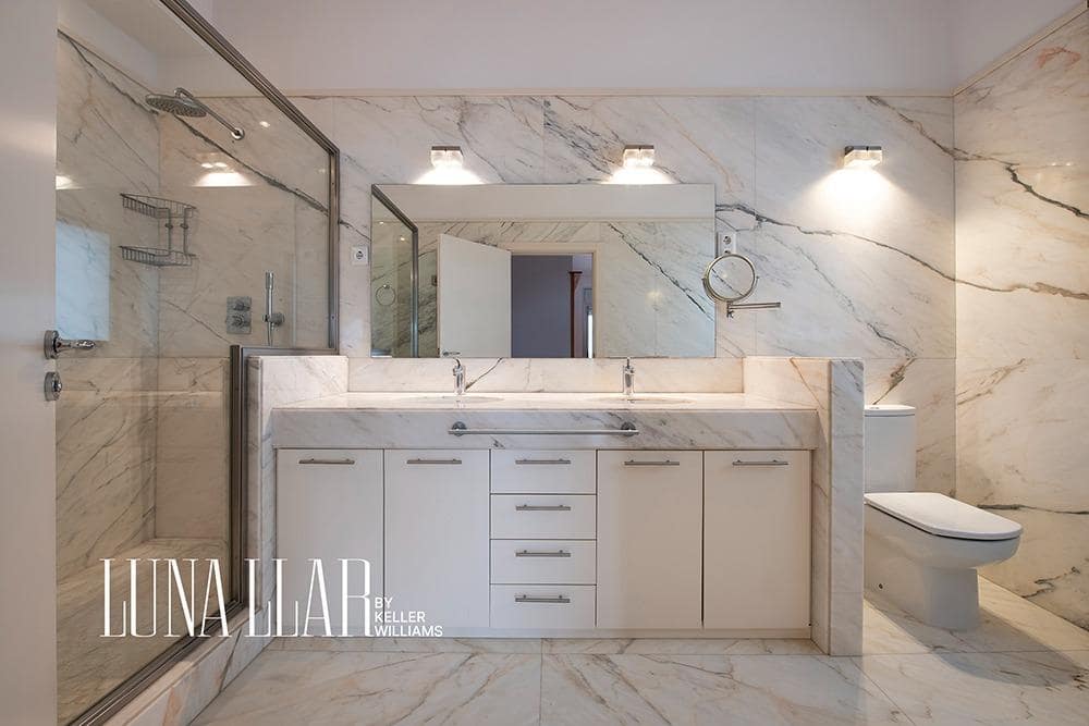 6 bedroom Villa for sale in Castelldefels - € 1,795,000 (Ref: 9591382)