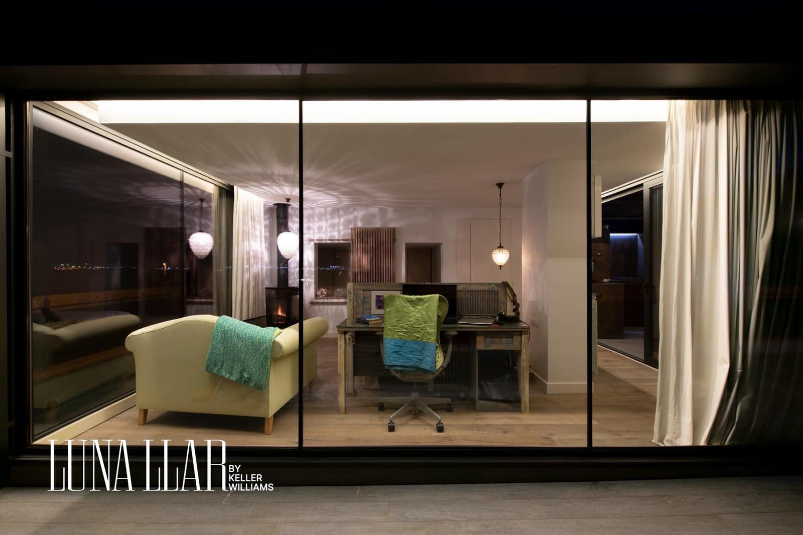 3 bedroom Penthouse for sale in Gava with pool - € 1,119,000 (Ref: 9611608)