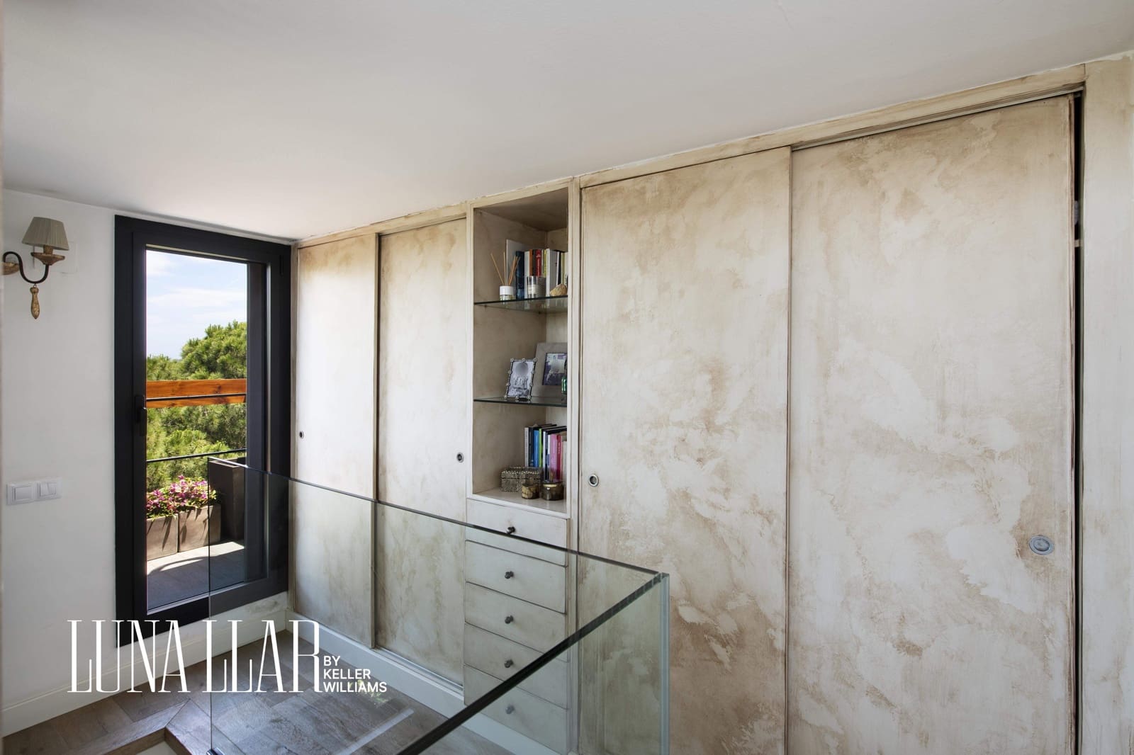 3 bedroom Penthouse for sale in Gava with pool - € 1,119,000 (Ref: 9611608)