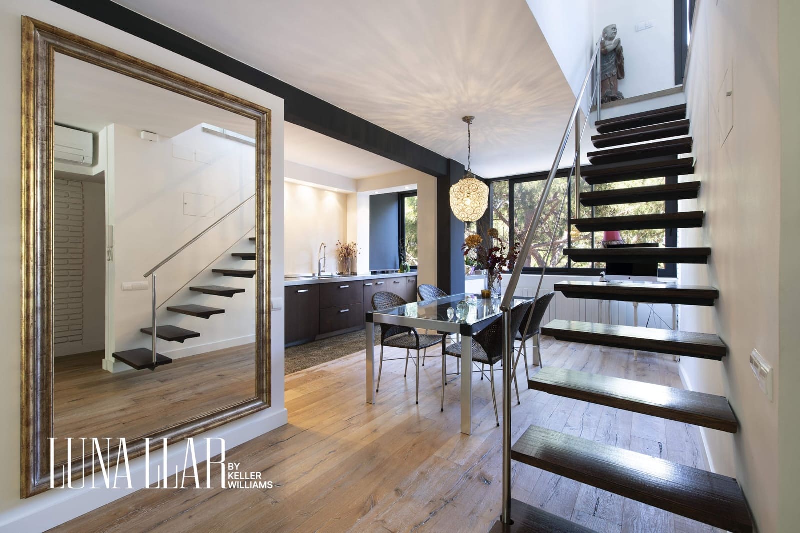 3 bedroom Penthouse for sale in Gava with pool - € 1,119,000 (Ref: 9611608)