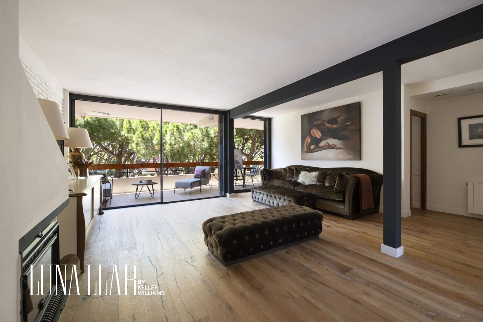 3 bedroom Penthouse for sale in Gava with pool - € 1,119,000 (Ref: 9611608)