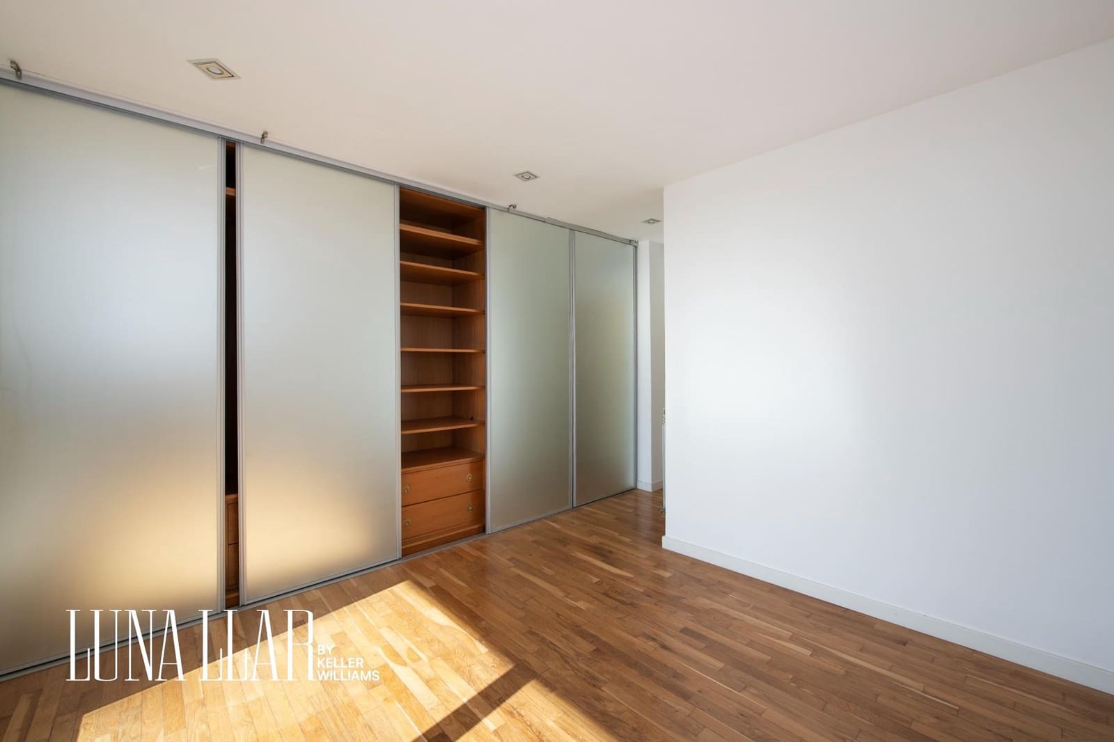 2 chambre Appartement à vendre à Gava avec piscine - 780 000 € (Ref: 9615560)