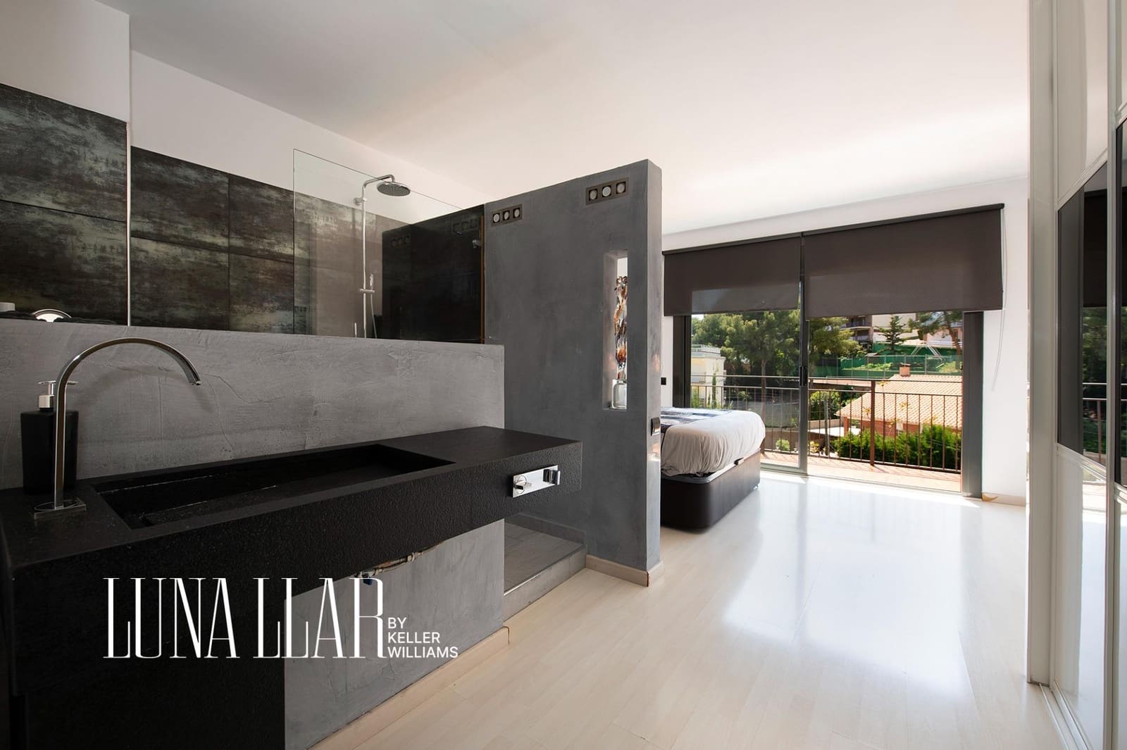 Chalet de 6 habitaciones en Castelldefels en venta con piscina garaje - 975.000 € (Ref: 9619344)