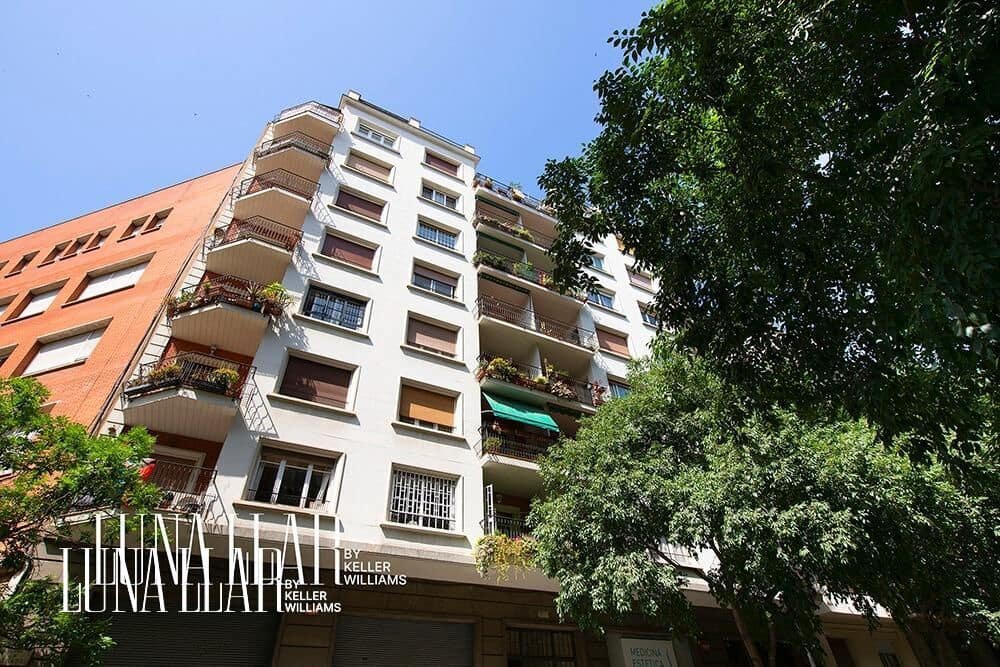 3 camera da letto Appartamento in vendita in Barcelona citta - 450.000 € (Rif: 9627630)