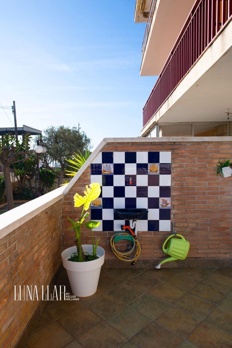 2 Zimmer Strandapartment zu verkaufen in Castelldefels mit Pool Garage - 669.000 € (Ref: 9637686)