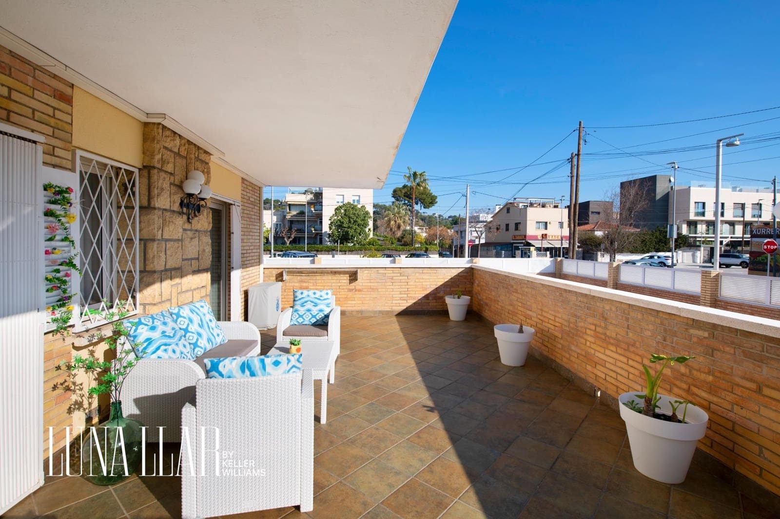 2 Zimmer Strandapartment zu verkaufen in Castelldefels mit Pool Garage - 669.000 € (Ref: 9637686)