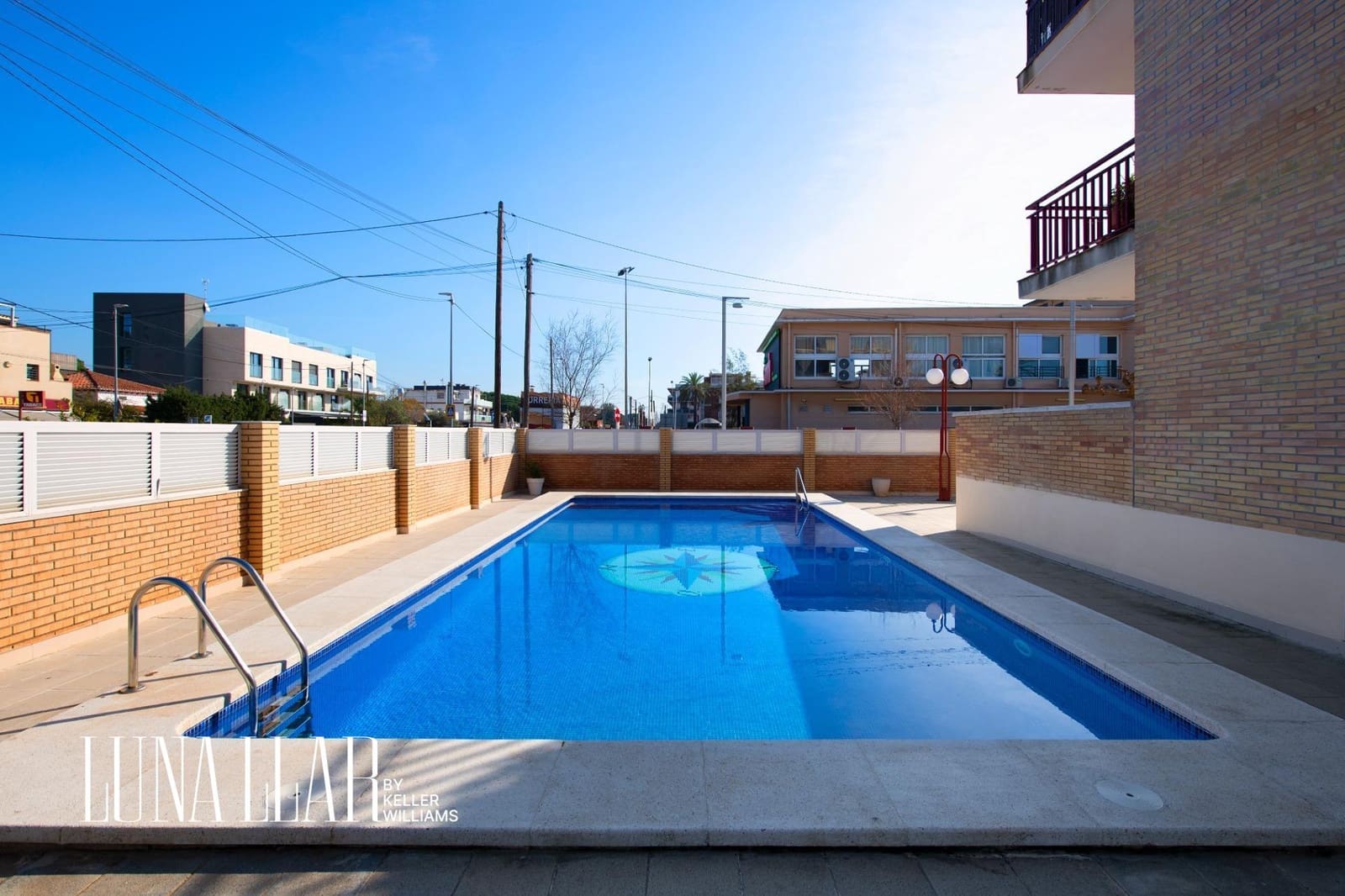 2 Zimmer Strandapartment zu verkaufen in Castelldefels mit Pool Garage - 669.000 € (Ref: 9637686)