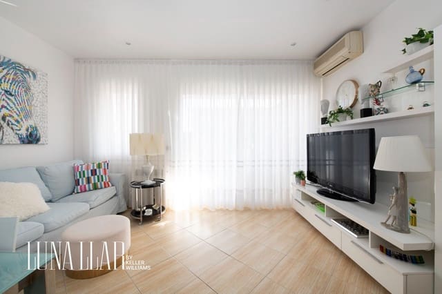 2 sovrum Strandlägenhet till salu i Castelldefels med pool garage - 632 000 € (Ref: 9637686)