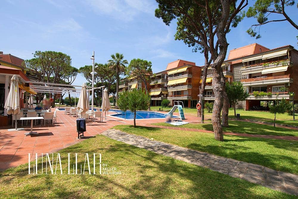 3 soveværelse Lejlighed til salg i Gava med swimmingpool - € 665.000 (Ref: 9645105)