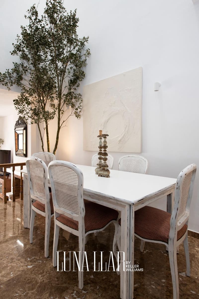 4 soverom Rekkehus til salgs i Viladecans med garasje - € 669 000 (Ref: 9659503)