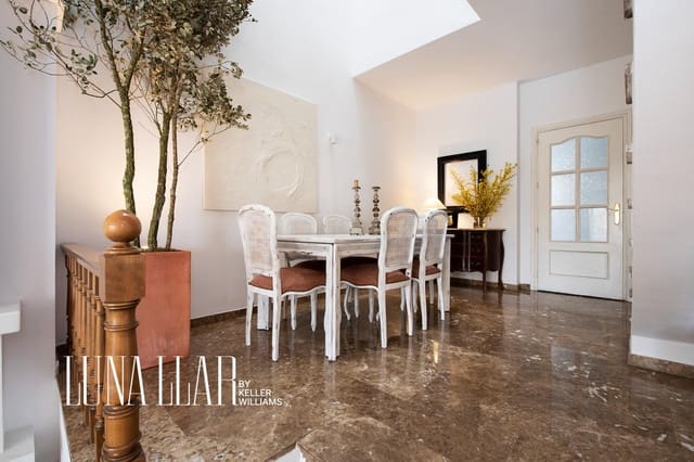 4 soverom Rekkehus til salgs i Viladecans med garasje - € 669 000 (Ref: 9659503)