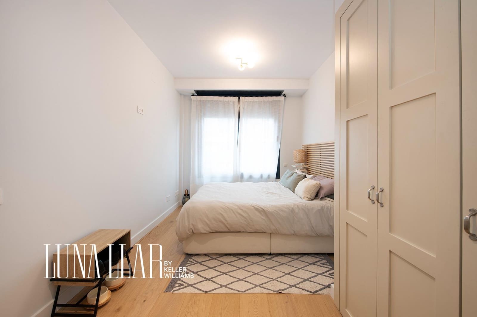 1 bedroom Flat for sale in Barcelona city with pool - € 449,000 (Ref: 9674299)